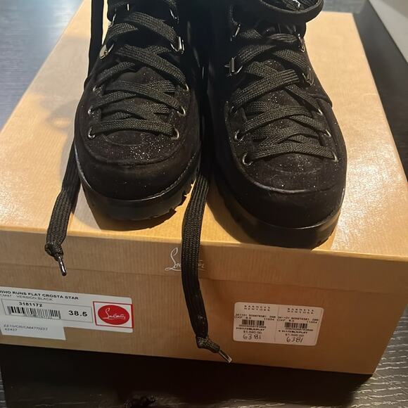 CHRISTIAN LOUBOUTIN Crosta Star Who Runs Flat Boots Size 38.5 Black - Picture 9 of 9